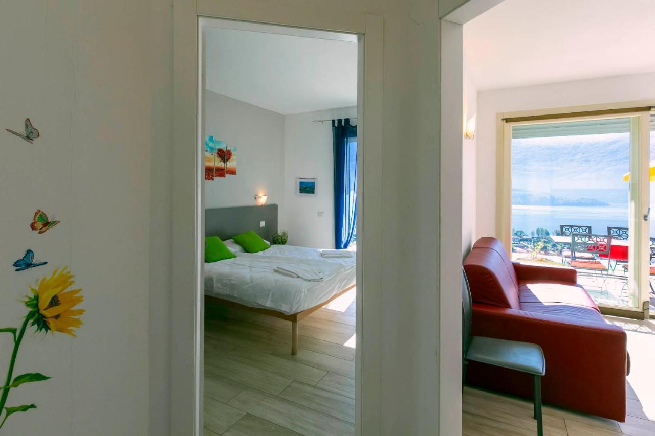 La Collinetta Apartments Vercana Екстер'єр фото