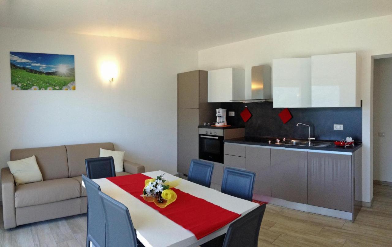 La Collinetta Apartments Vercana Екстер'єр фото