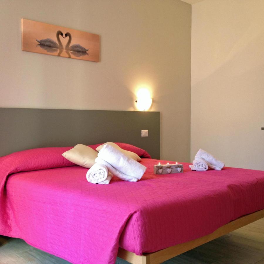La Collinetta Apartments Vercana Екстер'єр фото